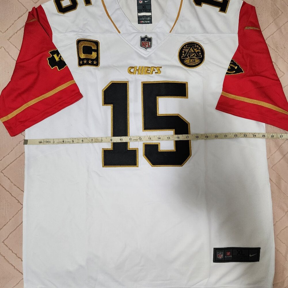 Patrick Mahomes #15 Kansas City Chiefs Limited Edition Mens XL ***LAST ONE